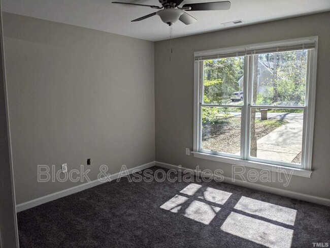 Building Photo - 143 Brannigan Pl