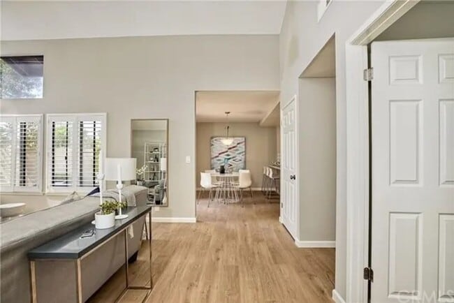 Building Photo - Two Bedroom, Two Bathroom Home for 12-mont...