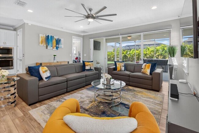 Building Photo - 5612 Del Coronado Dr