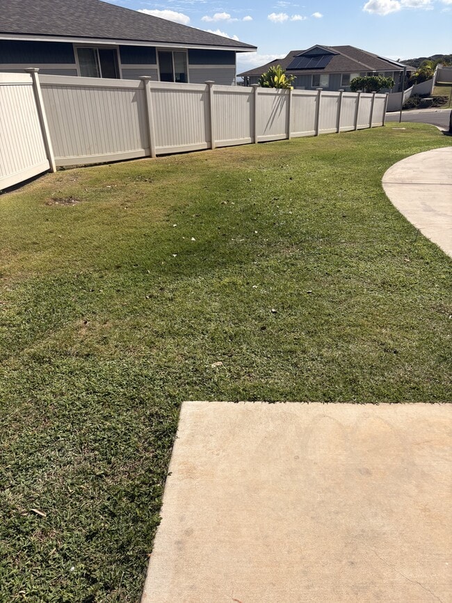 Building Photo - 151 Hoolaau St