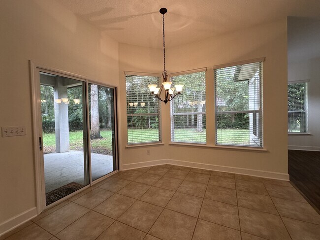 Building Photo - 5204 Comfort Ct