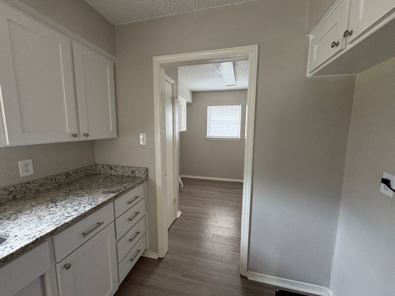 Building Photo - 205 San Jacinto Ct