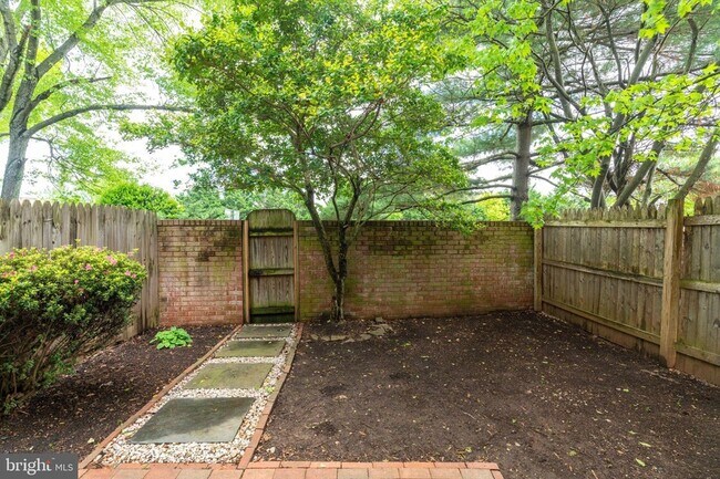 Building Photo - 12707 Harborview Ct