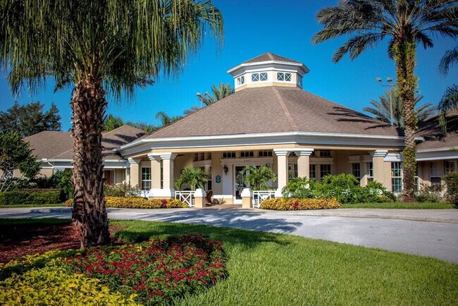 Building Photo - 2356 Silver Palm Dr