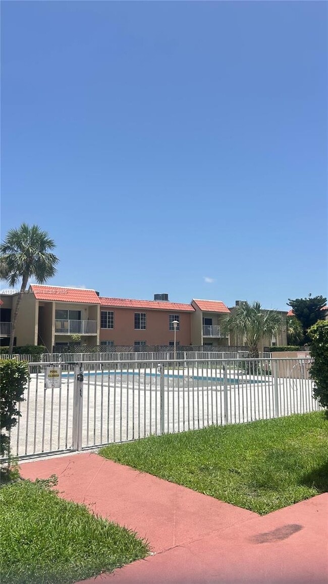 Building Photo - 4920 NW 79th Ave
