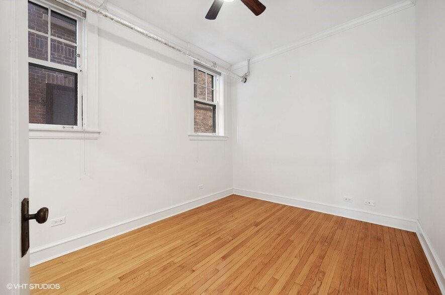 Building Photo - 620 Sheridan Sq