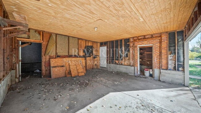 Building Photo - 1290 Dellwood Ave