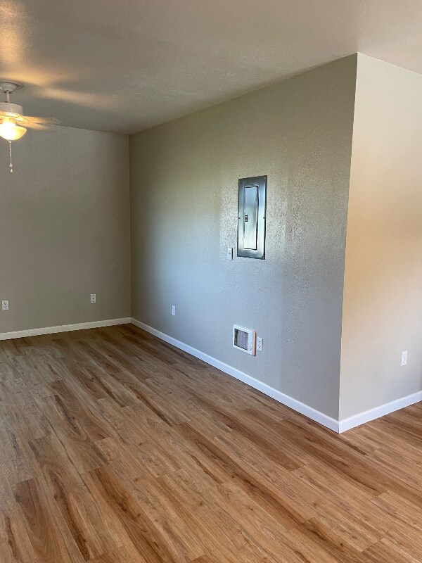 Building Photo - 506 Waukesha Ave