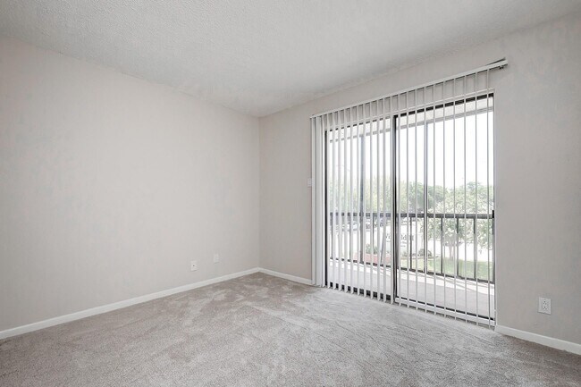 Building Photo - 10110 Forum W Dr