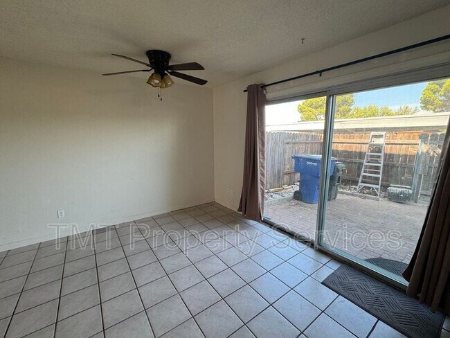 Building Photo - 7648 La Mancha Way