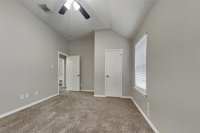 Building Photo - 8019 Malardcrest Dr