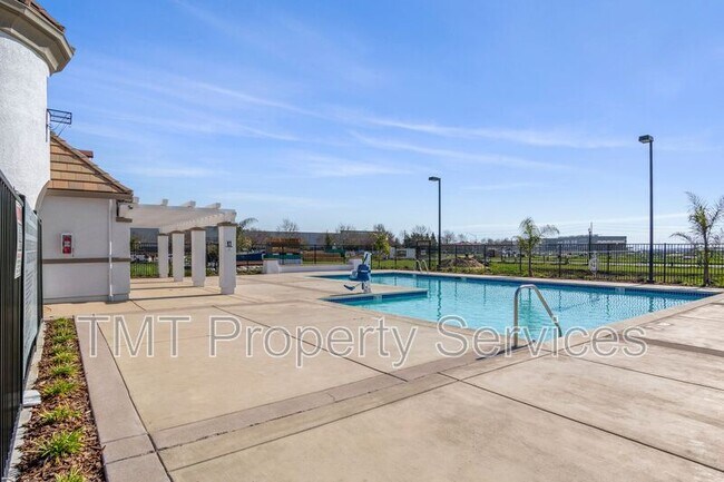 Building Photo - 4439 Rhone Walk