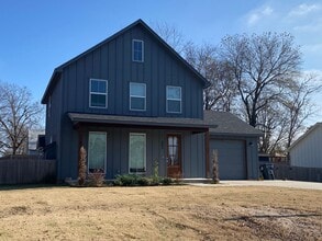 Building Photo - Stunning 3 bed 2.5 bath for rent in Coweta!!