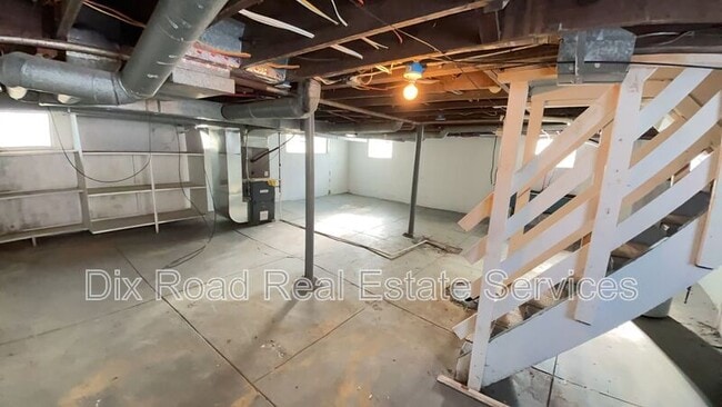 Building Photo - 4763 Dale Ave