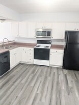 Building Photo - 337 Gilbert Ave