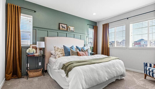 Building Photo - 1000 Equinox Dr