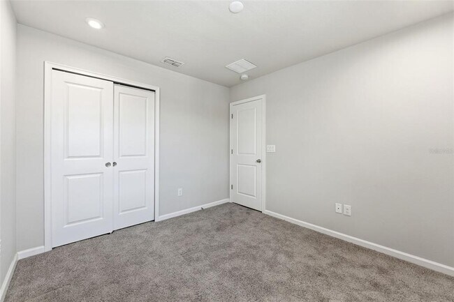 Building Photo - 2587 Everglade Way