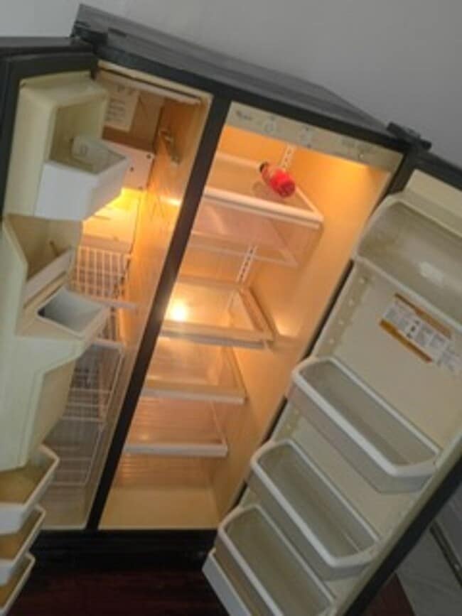 Building Photo - Lockland gem