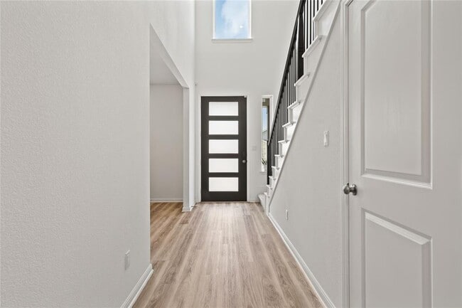 Building Photo - 708 Leeward Pass