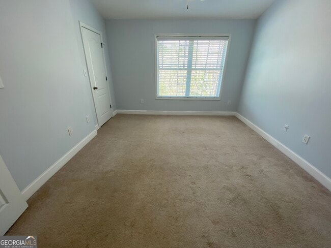 Building Photo - 417 Whitehall Rd