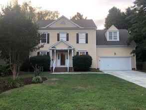Building Photo - 1817 Misty Hollow Ln