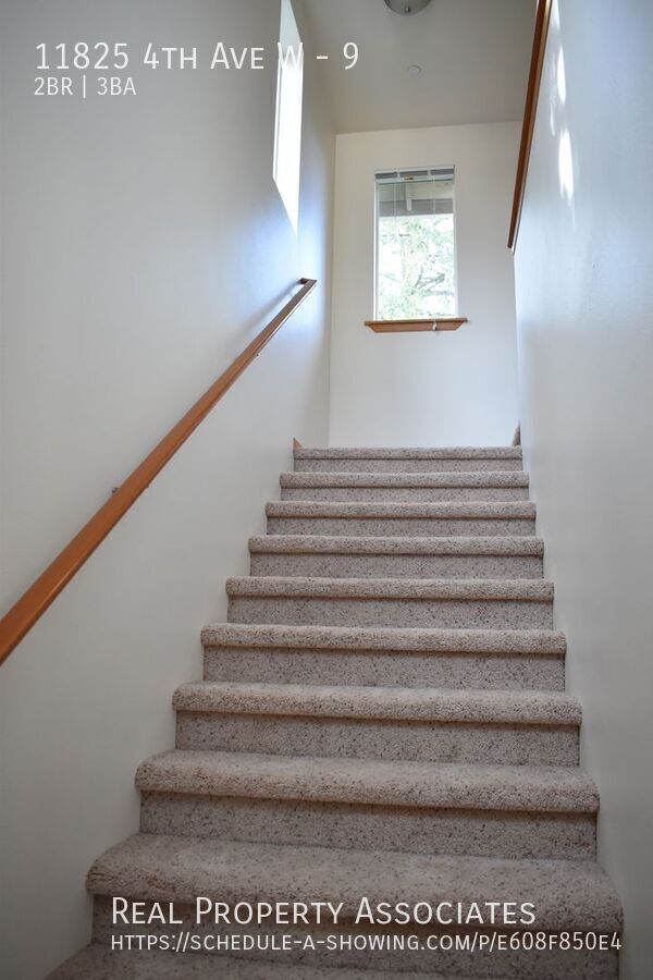 Building Photo - 11825 4th Ave W