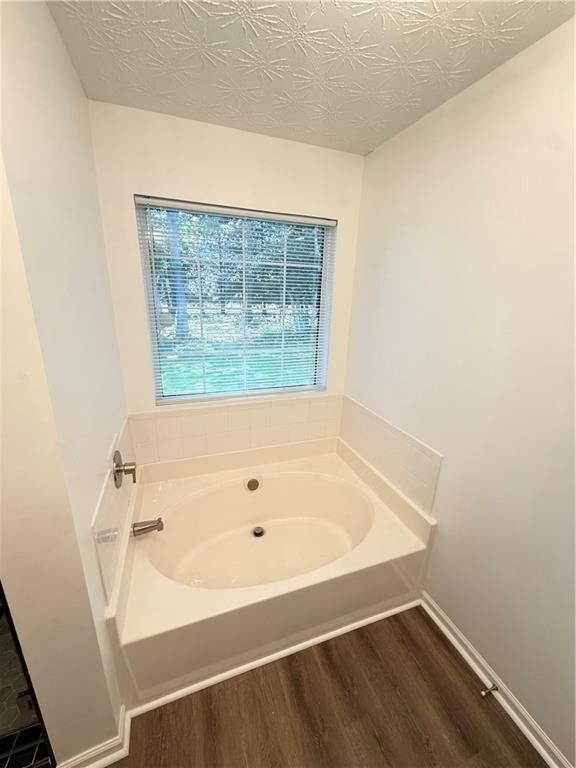 Building Photo - 970 Harbins View Dr