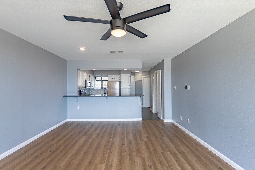Building Photo - 272 Henry Chandler Dr