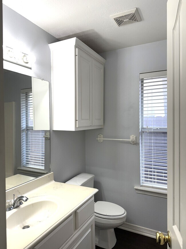 Building Photo - 3114 Pleasant Forest Dr