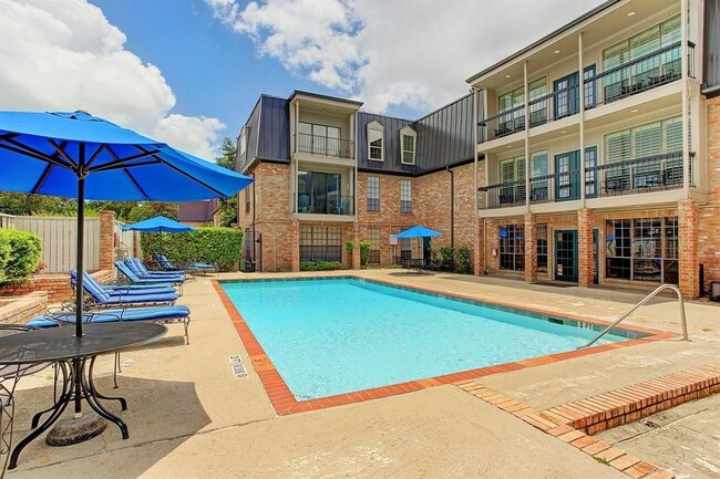 Building Photo - 2400 N Braeswood Blvd