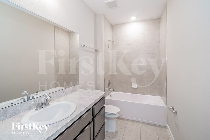 Building Photo - 5659 Kellar Cir