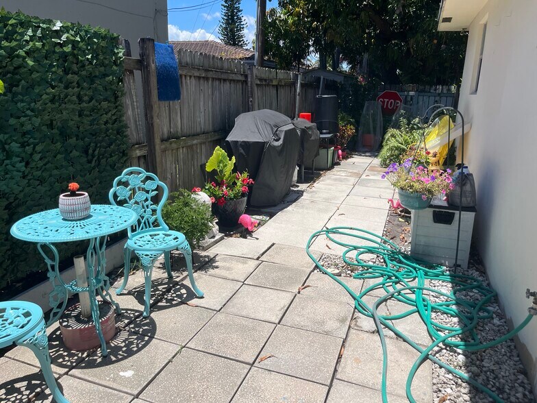 Private yard - 5111 NE 18th Ave