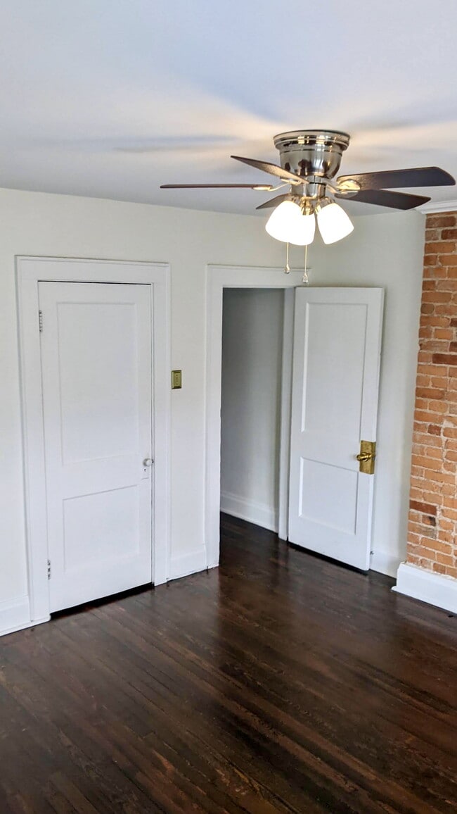 Building Photo - 2583 Findley Ave
