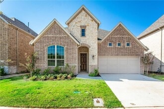Building Photo - 2064 Remington Dr