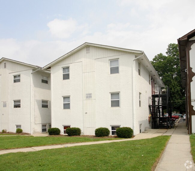 Primary Photo - 110 E Norwich Ave