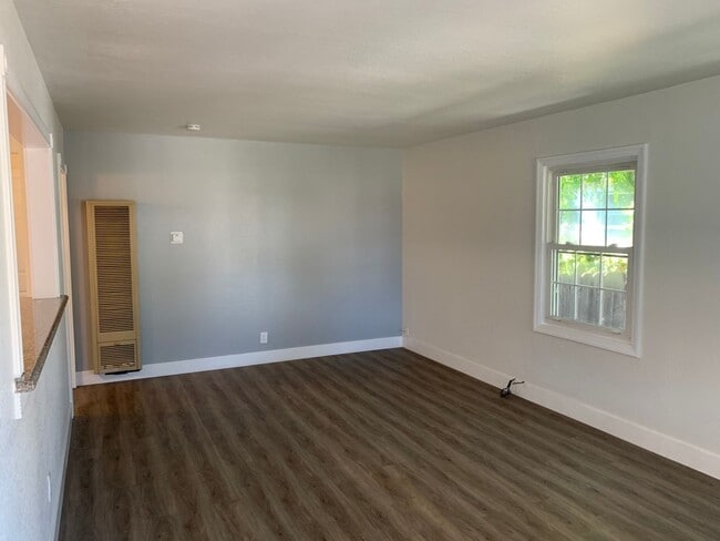 Building Photo - Beautifully Remodeled 3BR/1BA Home in Prime San Pablo Location