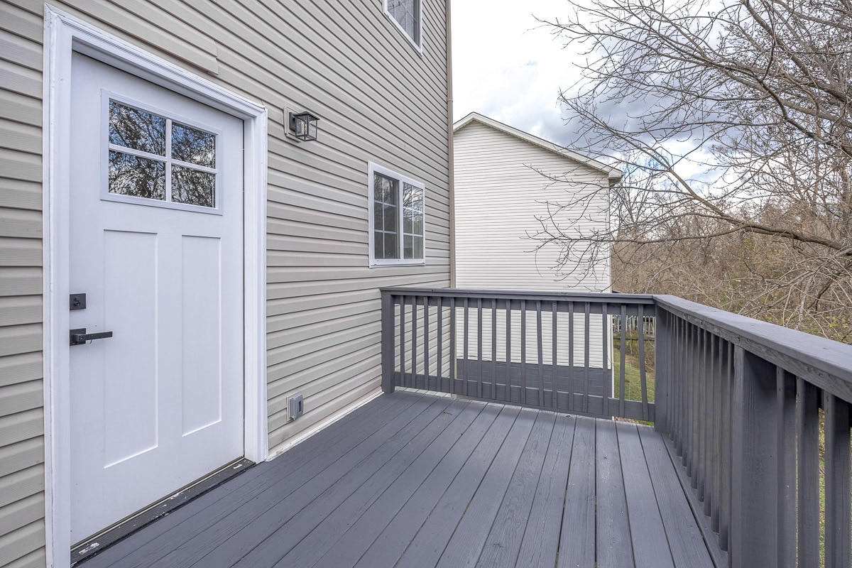 Building Photo - 3317B Niagara Dr