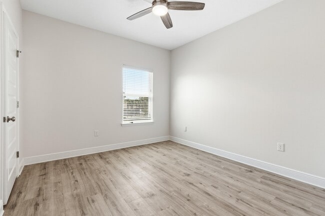 Building Photo - 116 Sea Eagle Ln