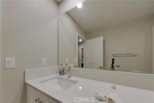 Building Photo - 31675 Hans Dr