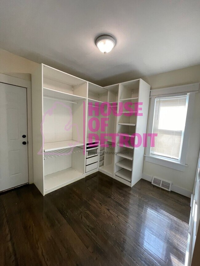 Building Photo - 16618 Woodingham Dr