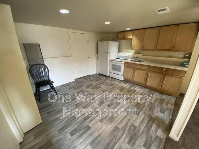 Building Photo - 3954 Boulder Dr