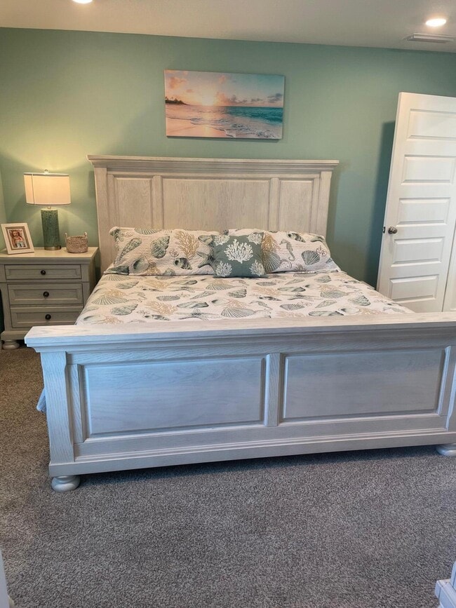 Building Photo - 128 Bluebeech St