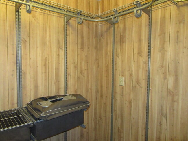 Building Photo - 54865 Avenida Vallejo