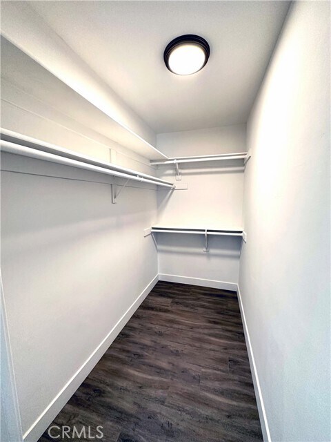 Building Photo - 8891 Baywood Dr