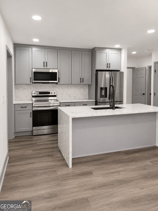 Building Photo - 3051 Delmar Ln NW