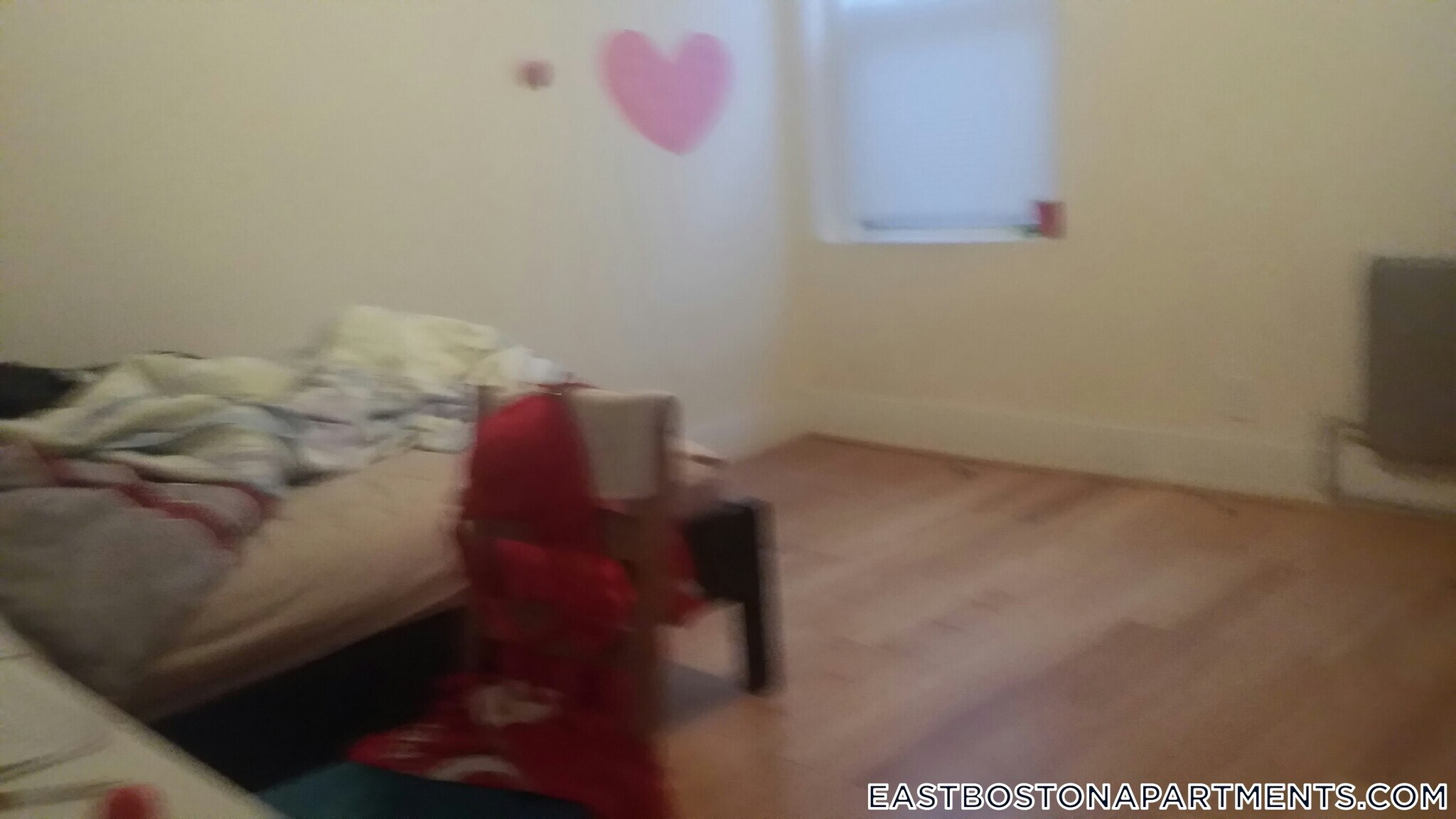 Building Photo - 210 Maverick St