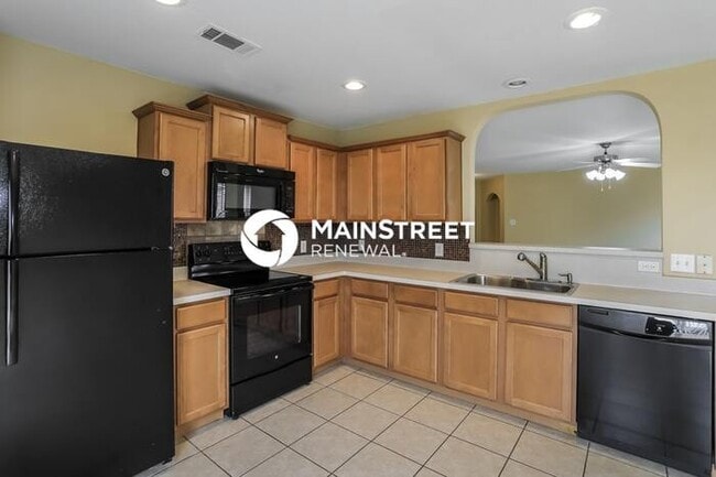 Building Photo - 4 Bedroom Pet-Friendly Home in Sanger, TX with Main Street Renewal