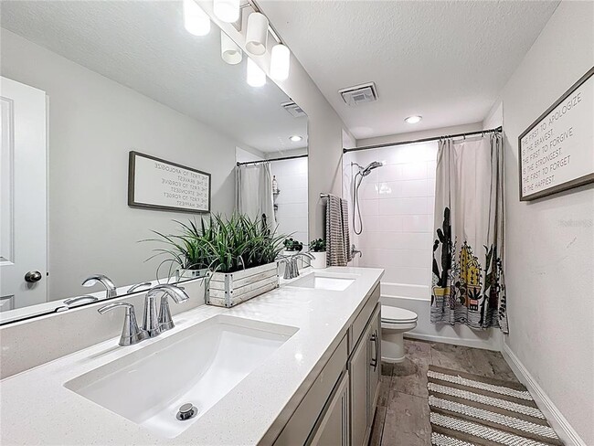 Building Photo - 2501 Sky Stone Ct