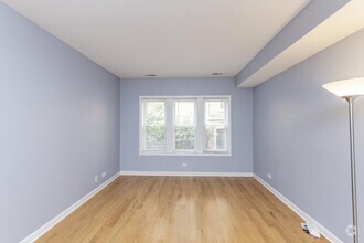 Building Photo - 2 bedroom in Chicago IL 60640