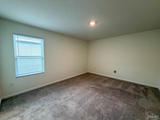 Building Photo - 6509 June Bug Dr